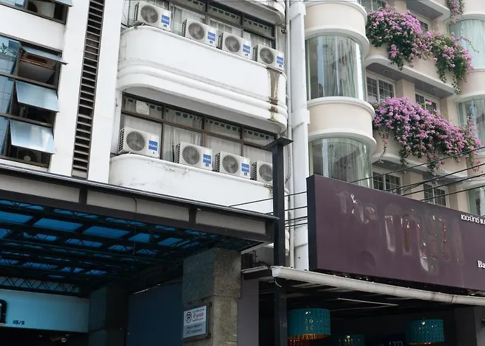 Seek Comfort In The Metropolis Affittacamere Bangkok